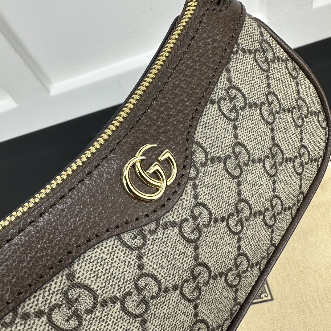 Gucci Hobo Bags